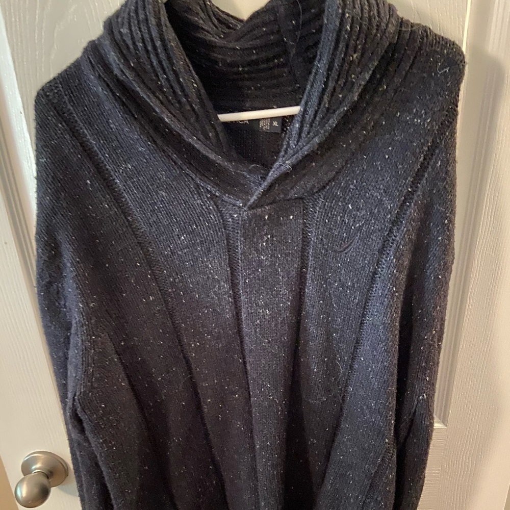 Náutica blue and white speckled pullover